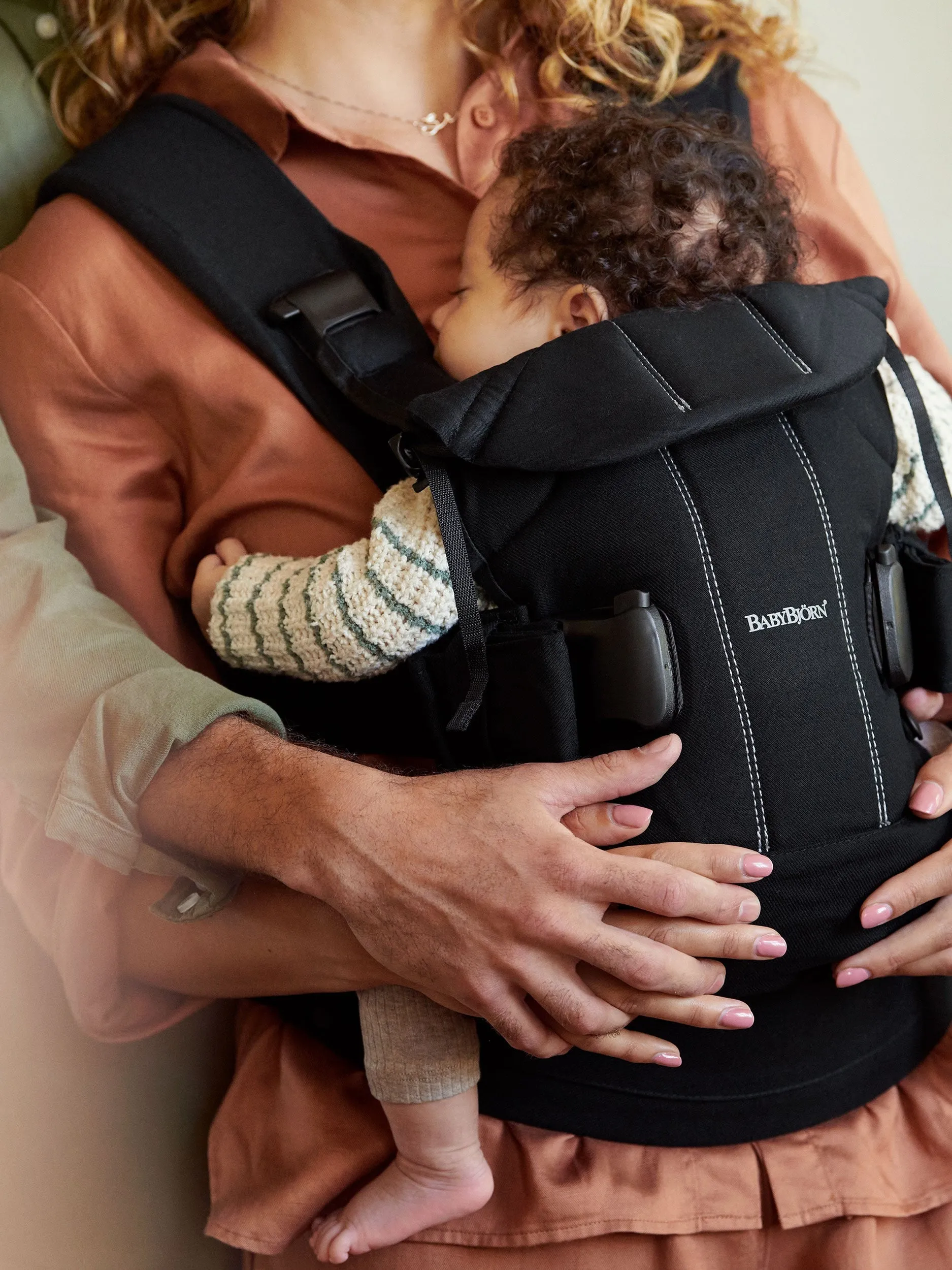 BabyBjörn Baby Carrier One