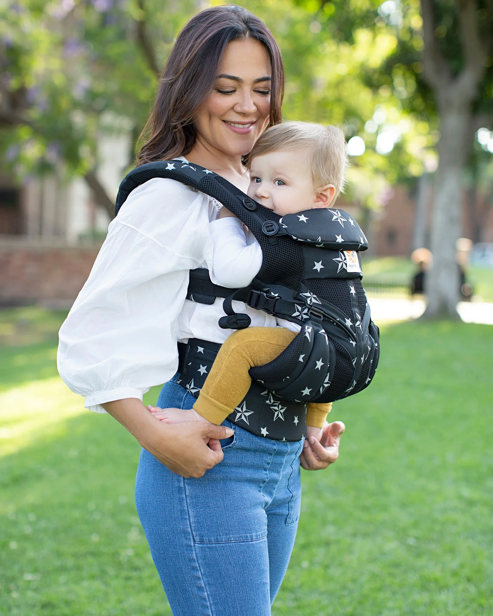 Ergobaby Omni 360 Cool Air Mesh Baby Carrier