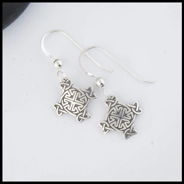 MacDurnan Cross Pendant & Earring Set