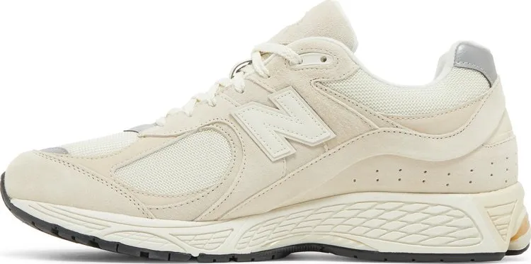 New Balance 2002R 'Calm Taupe' sneakers, cream