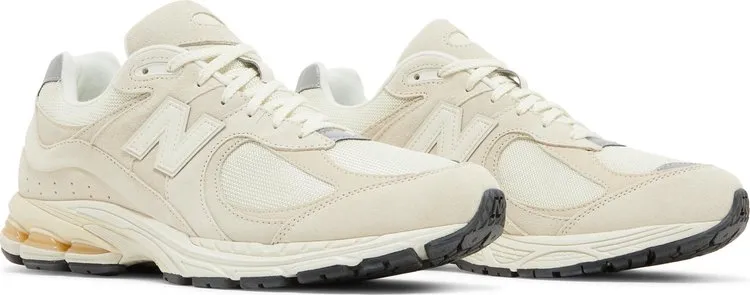 New Balance 2002R 'Calm Taupe' sneakers, cream